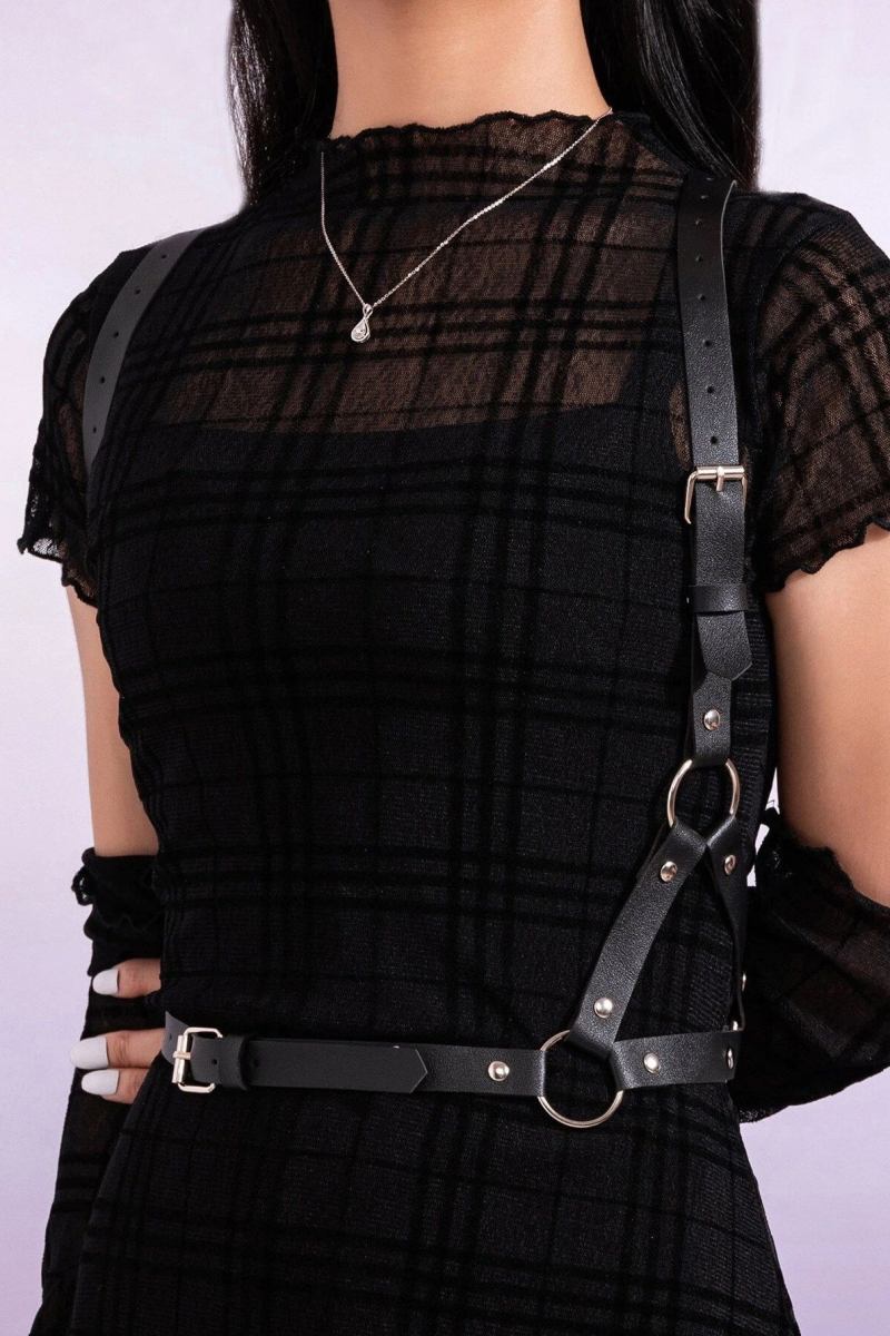 Women's Chest Harness Depends for   Sexy Women in Lingerie Fantasy Chest Wrap