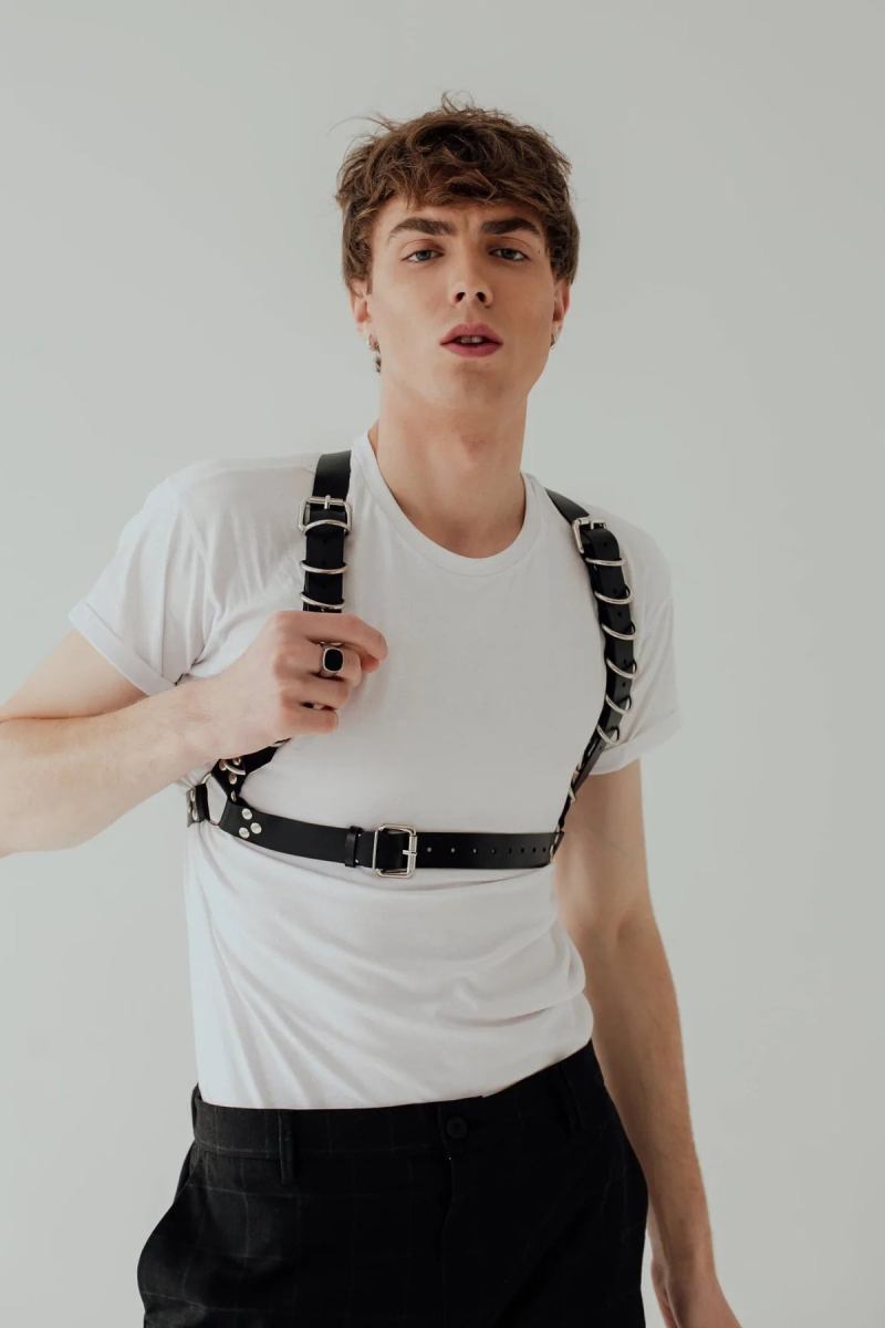 Stylish Men's Harness with D Ring Detail